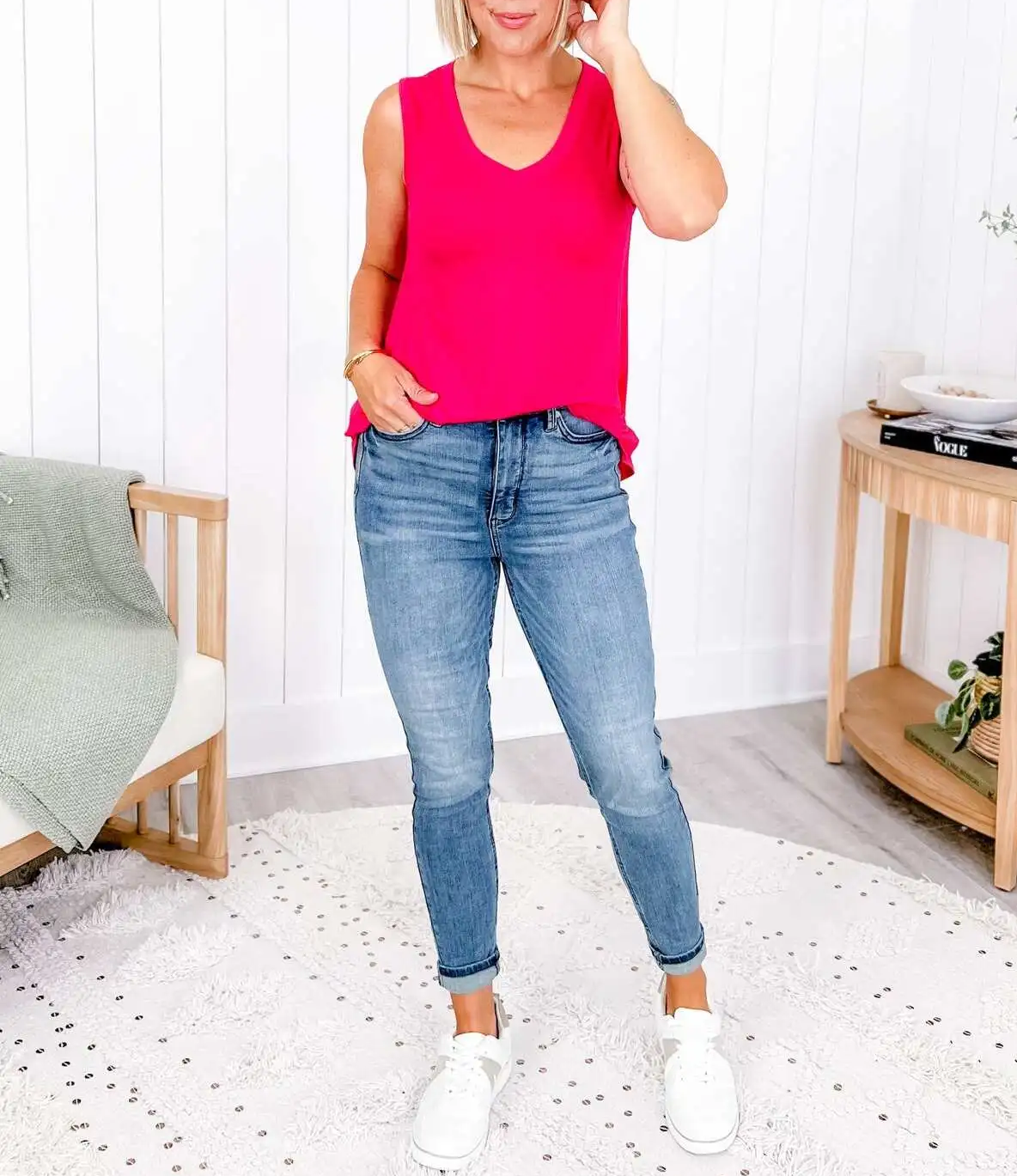 🔥Spring Fresh Sale 🎁-V-neck tank top(Multiple Colors)