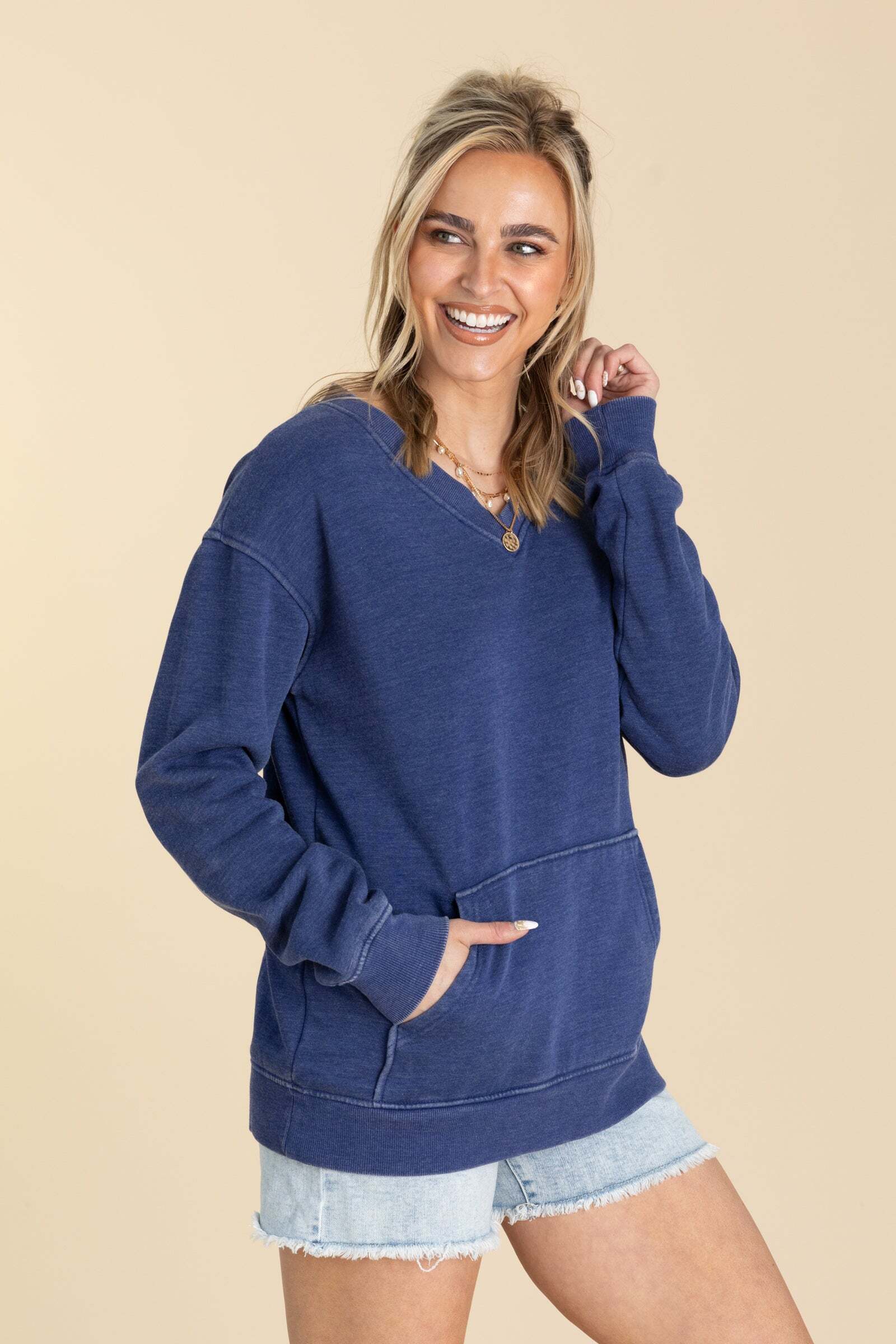 ⚠️ Your Favorite Is Back!🔥Pigment Dyed Cozy Campfire V-Neck Sweatshirt