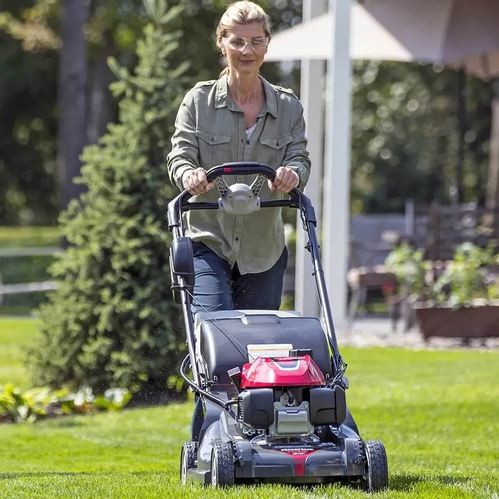 Honda HRX2176HYA 21" 4-in-1 Versamow Self-Propelled Lawn Mower with GCV200 Engine, Auto Choke and Roto-Stop Blade