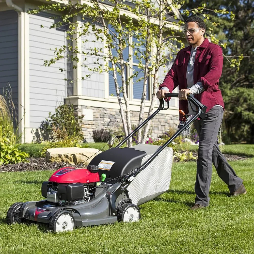 Honda HRX2176HYA 21" 4-in-1 Versamow Self-Propelled Lawn Mower with GCV200 Engine, Auto Choke and Roto-Stop Blade
