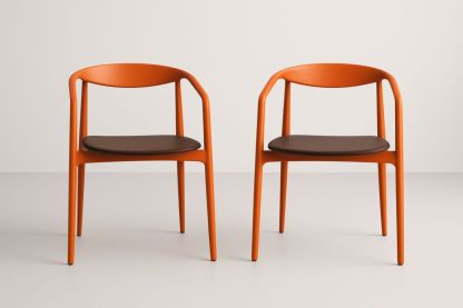 Set di 2 Sedie in Plastica Arancione con Seduta in Ecopelle Marrone