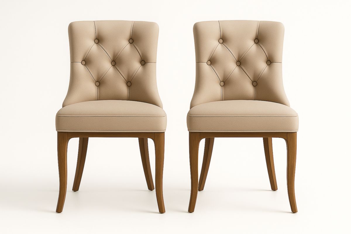 Set di 2 sedie in legno e tessuto beige con schienale trapuntato