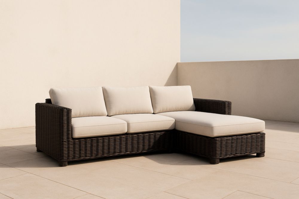 Divano a forma di L da esterno in rattan sintetico con cuscini in poliestere crema-Levorinta