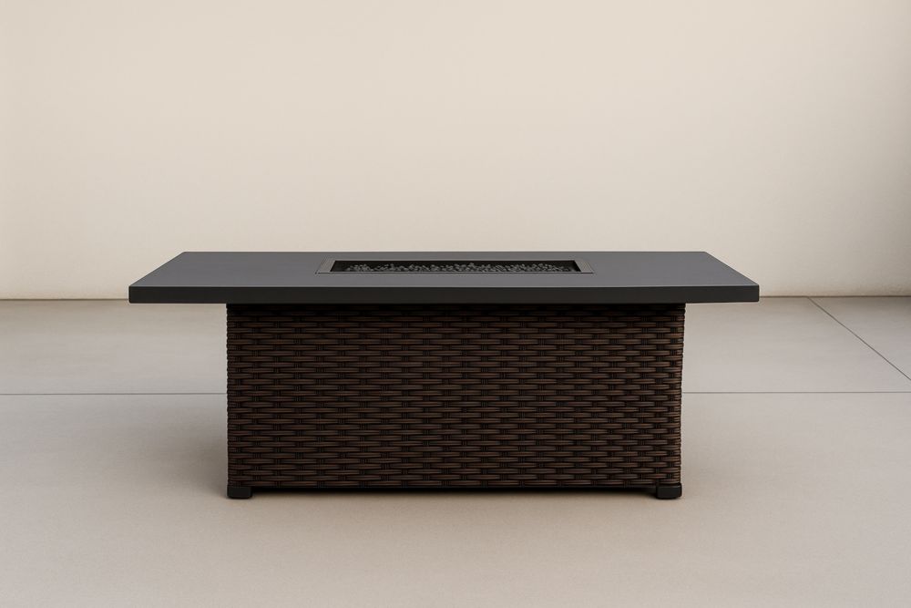 Tavolo da esterno in rattan con piano in pietra rettangolare-Levorinta