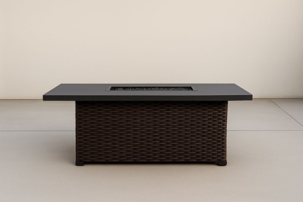 Tavolo da esterno in rattan con piano in pietra rettangolare-Levorinta