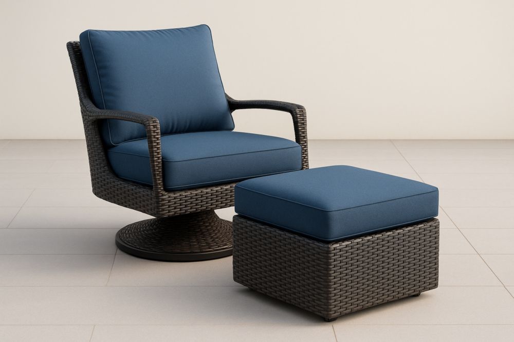 Poltrona Girevole con Poggiapiedi in Rattan Sintetico Blu, con cuscini-Levorinta