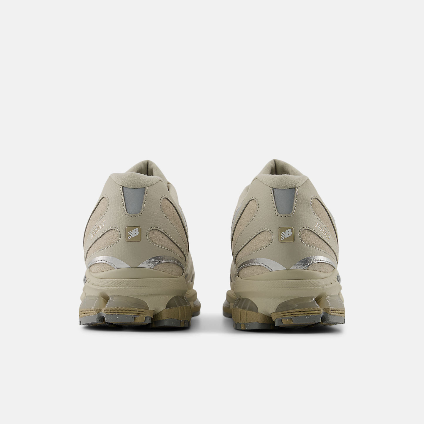 NeTHEw BaTHElance 1890 Sneaker