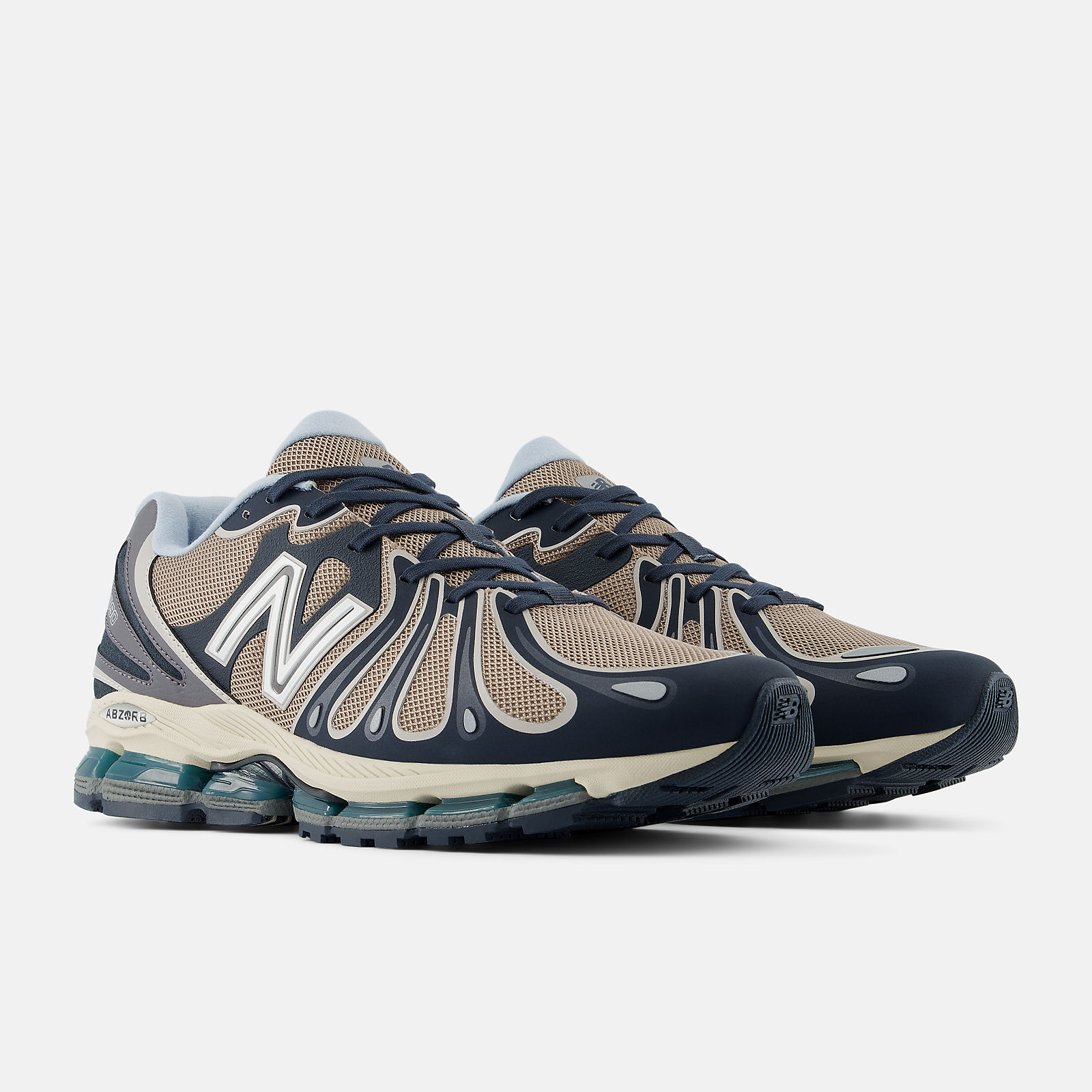 NeTHEw BaTHElance 1890 Sneaker