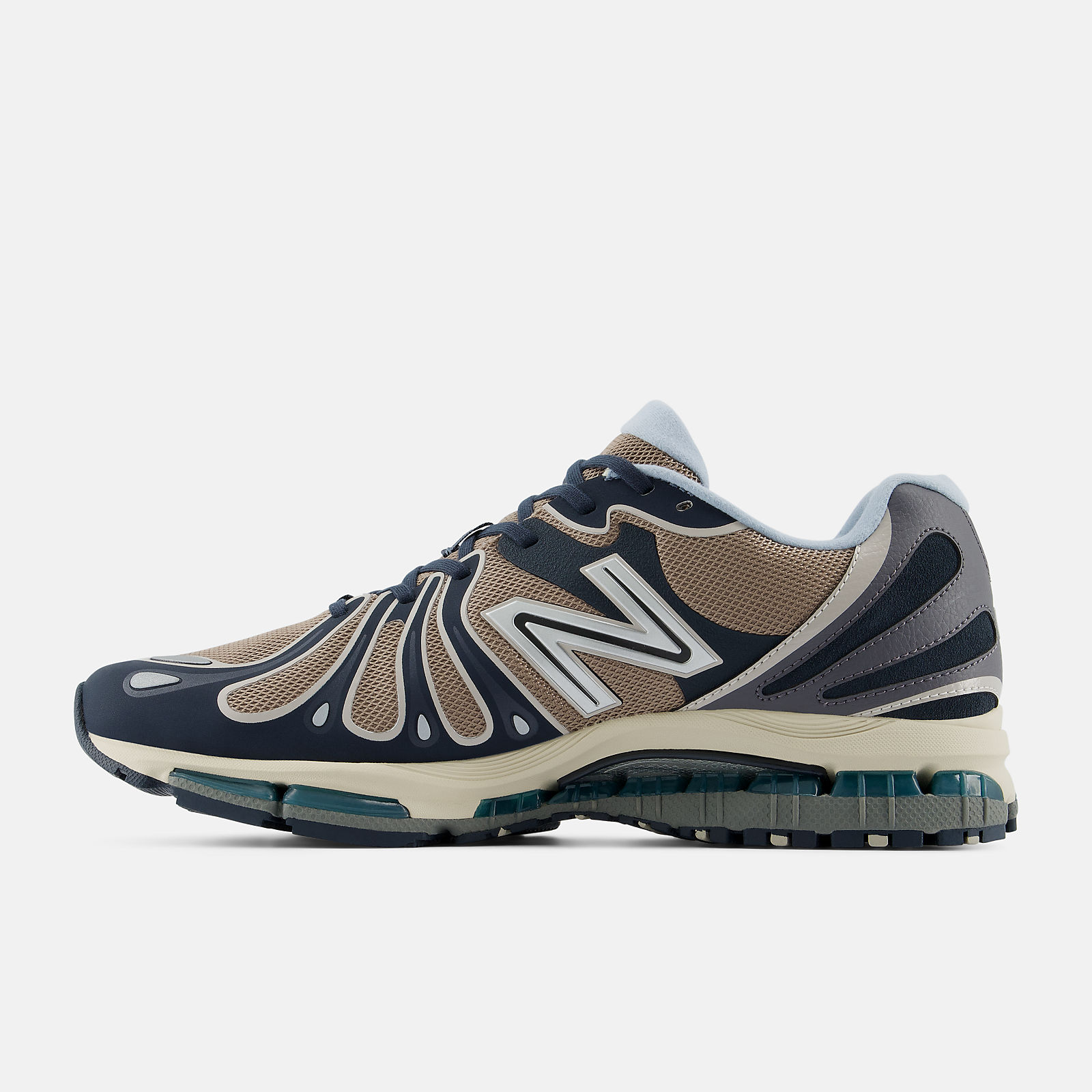 NeTHEw BaTHElance 1890 Sneaker