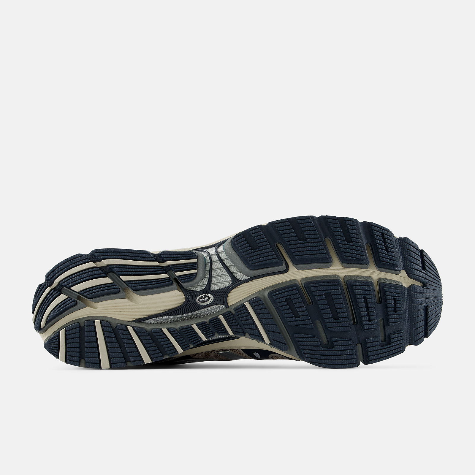 NeTHEw BaTHElance 1890 Sneaker
