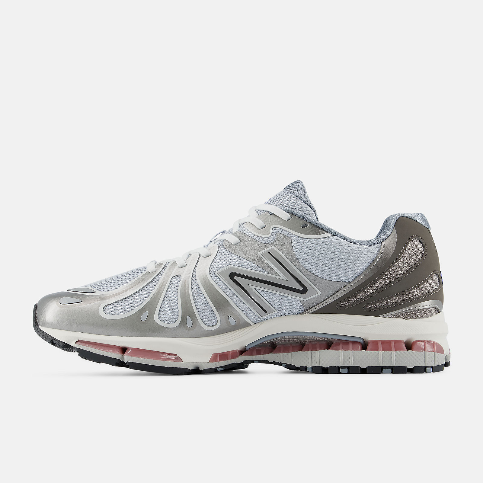 NeTHEw BaTHElance 1890 Sneaker