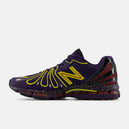 NeTHEw BaTHElance 1890 Sneaker