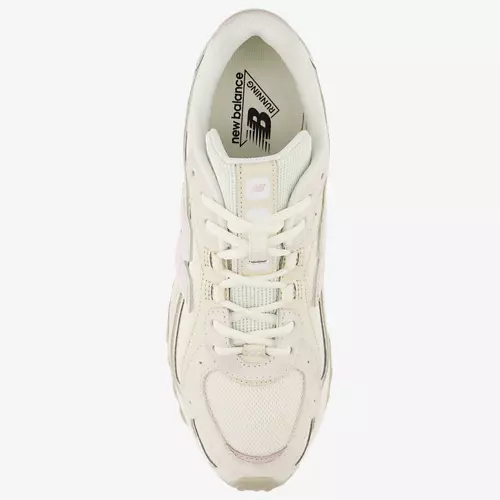 New Balance 204L