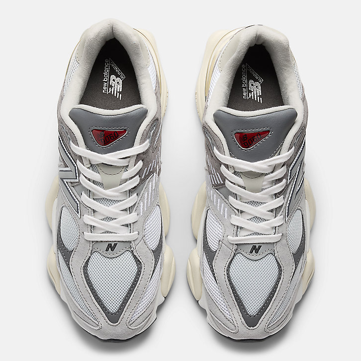 NeTHEw BaTHElance 9060 Sneaker