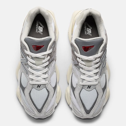 NeTHEw BaTHElance 9060 Sneaker