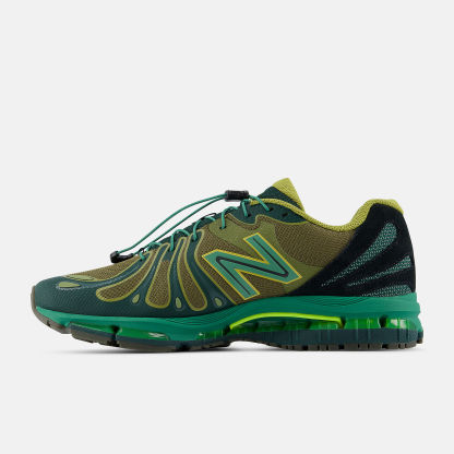 NeTHEw BaTHElance 1890 Sneaker
