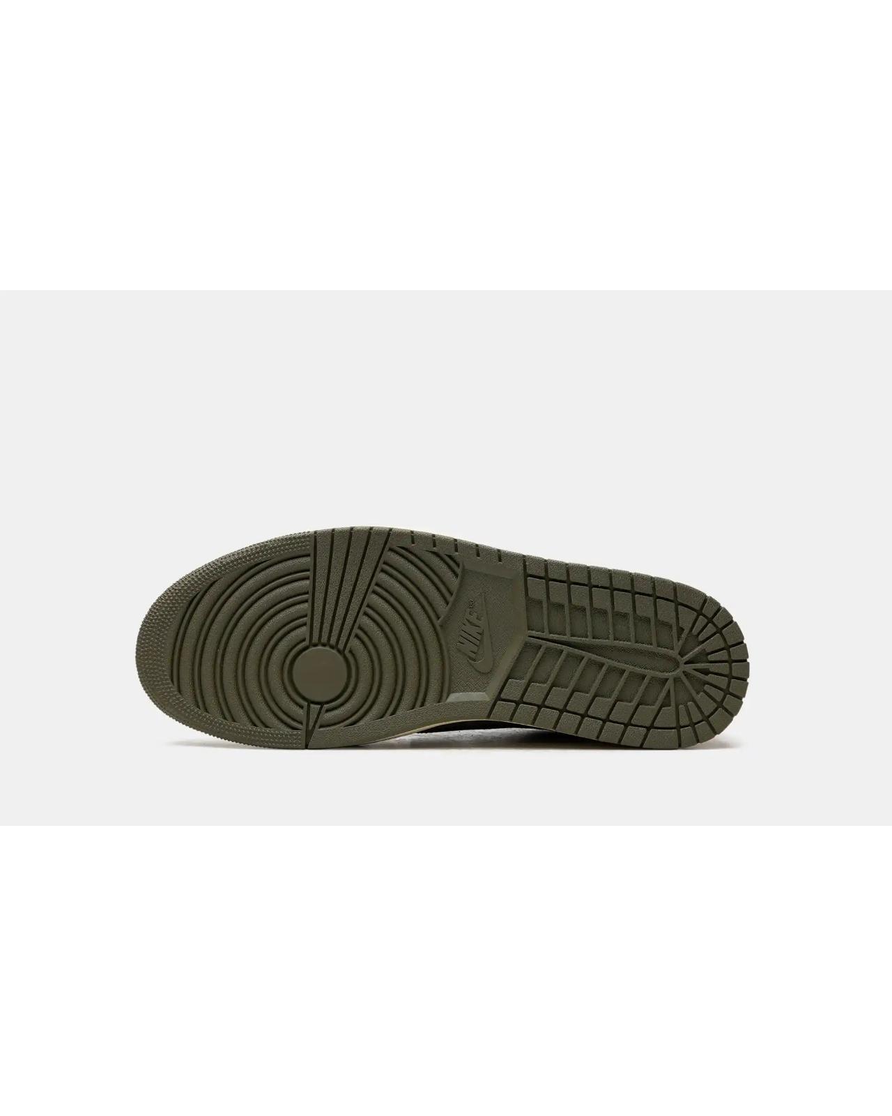 Air JorTHEdan 1 Low x TraTHEvis ScoTHEtt