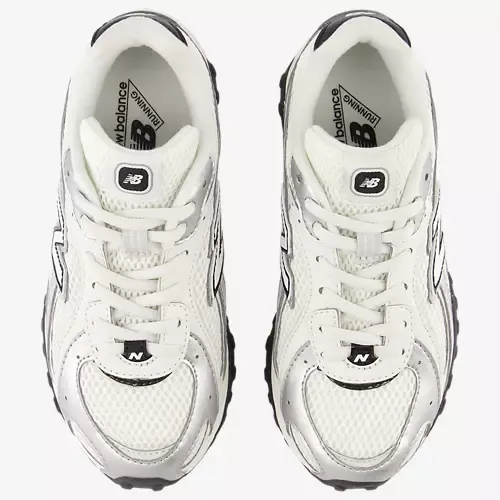 New Balance 204L