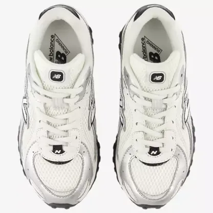 New Balance 204L
