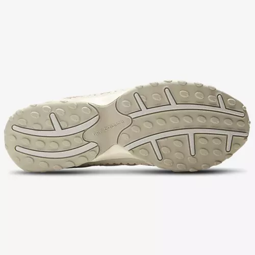 New Balance 204L