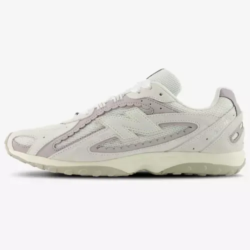 New Balance 204L