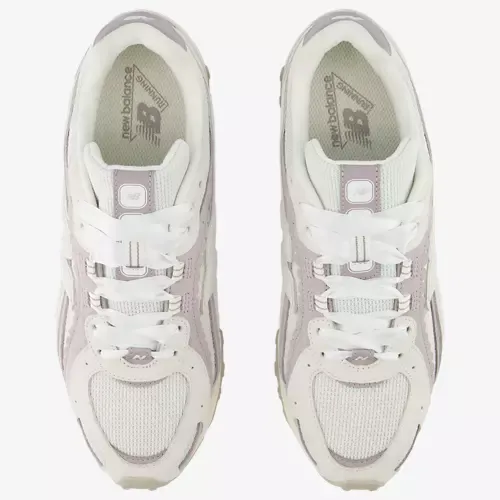 New Balance 204L