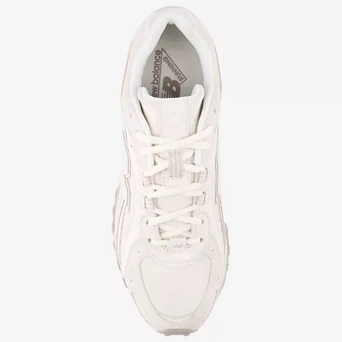 New Balance 204L