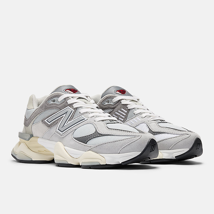 NeTHEw BaTHElance 9060 Sneaker