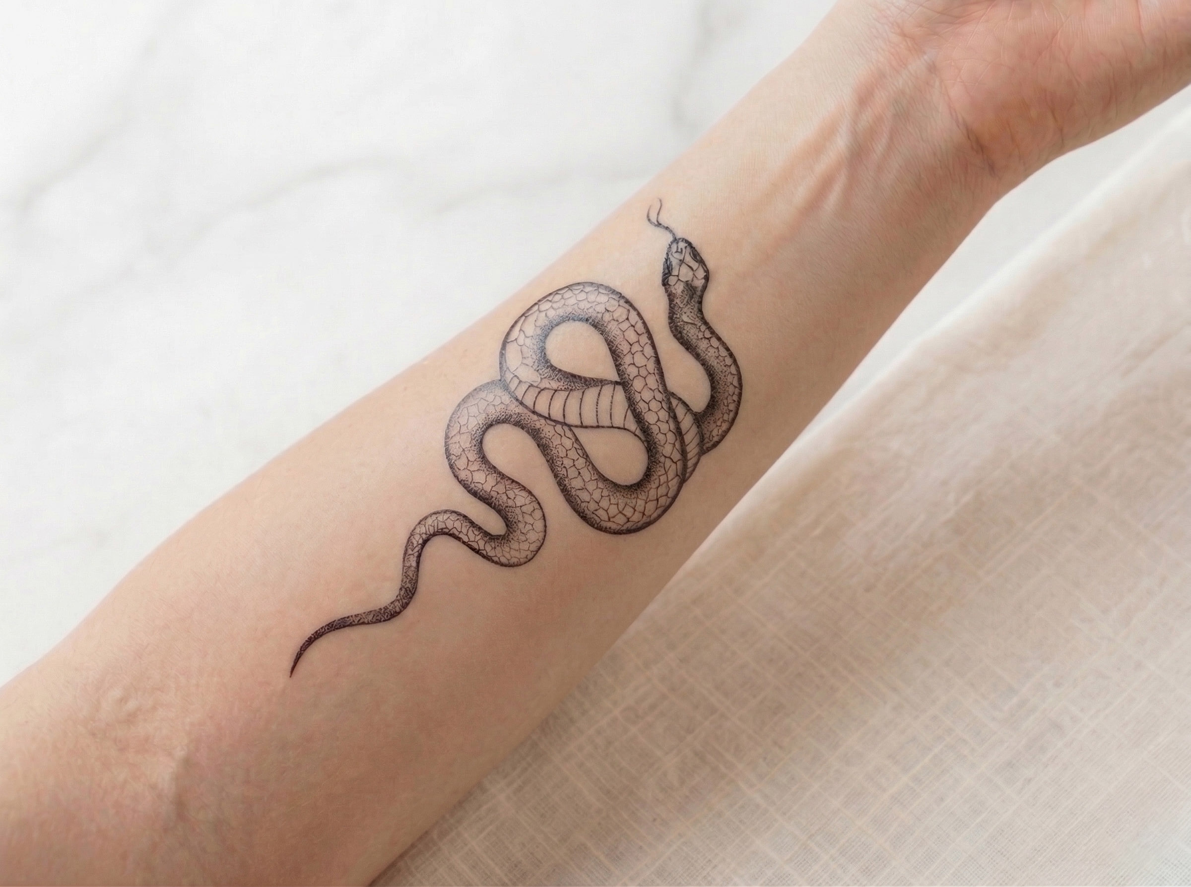 how-to-apply-temporary-tattoos-step5