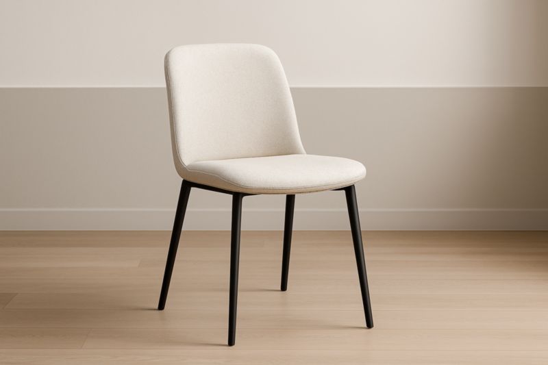 Chaise en tissu polyester beige cadre en métal