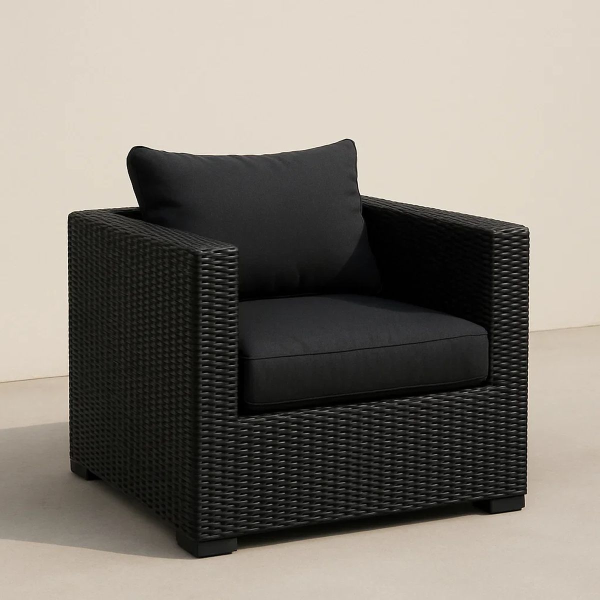 Schwarzer Polyrattan-Gartenstuhl mit Kissen 85x85x70 cm