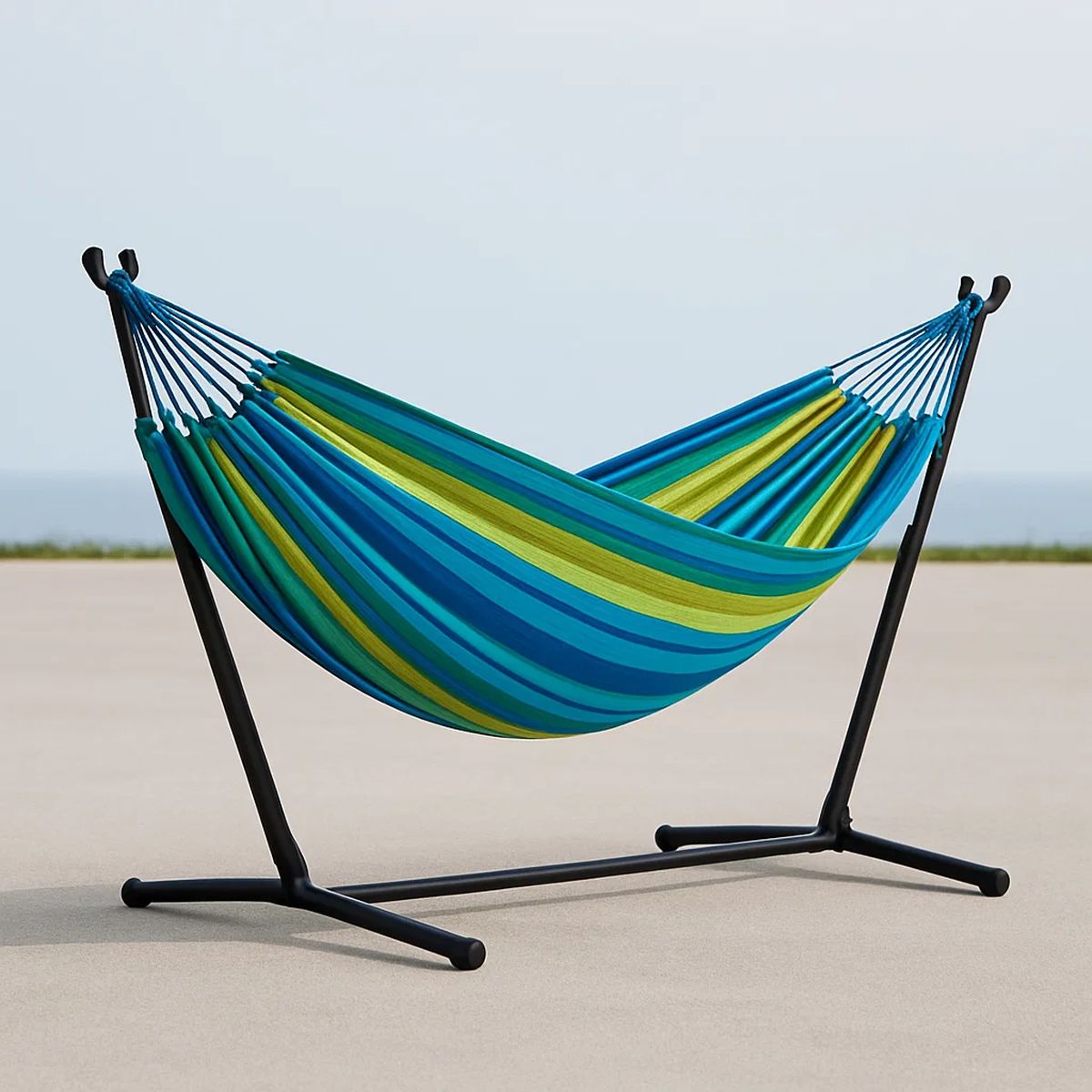 Hängematte mit Gestell aus Baumwoll-Polyester blau/grün Streifen