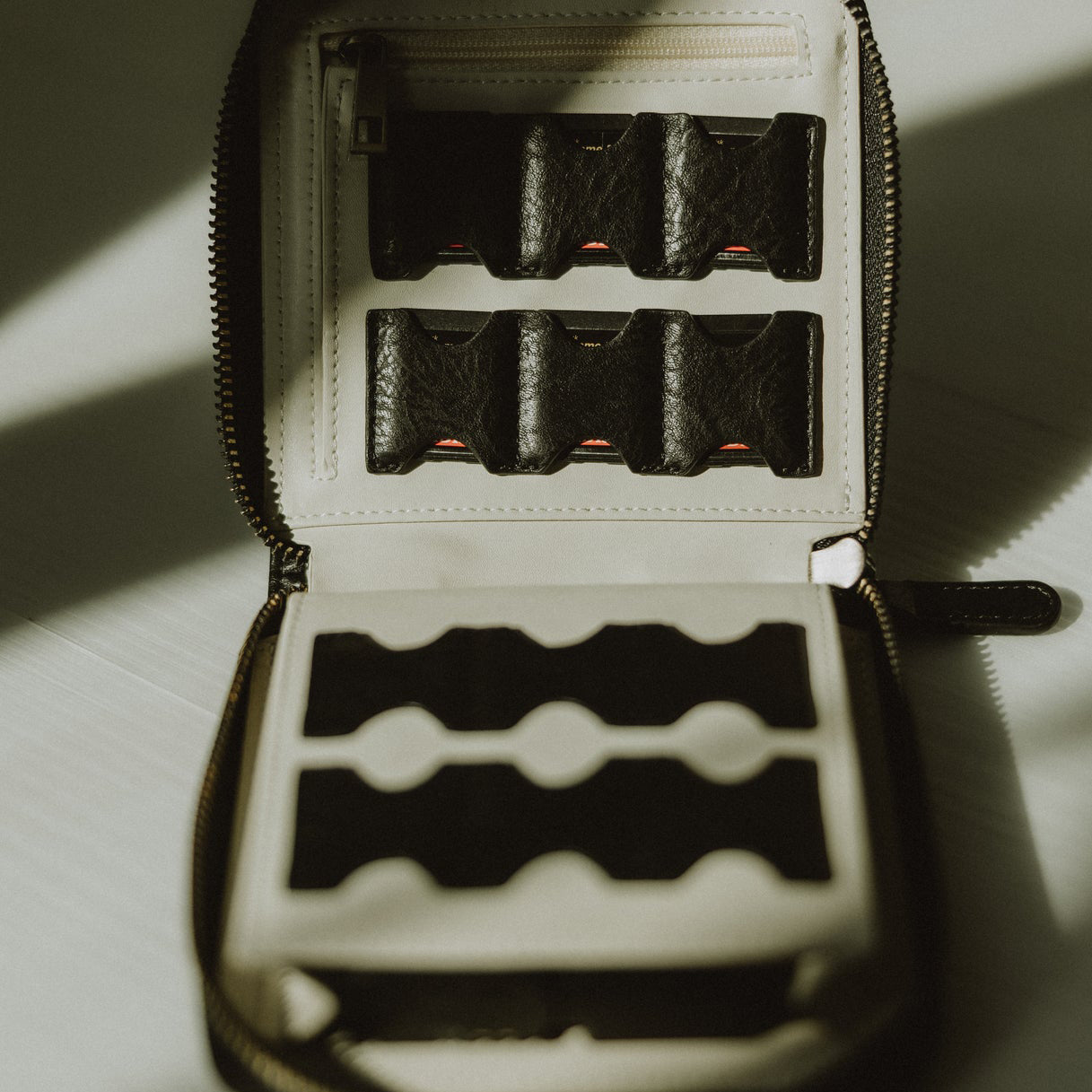 Memory Card Wallet – Holds 12 SD Cards with Zippered Pocket