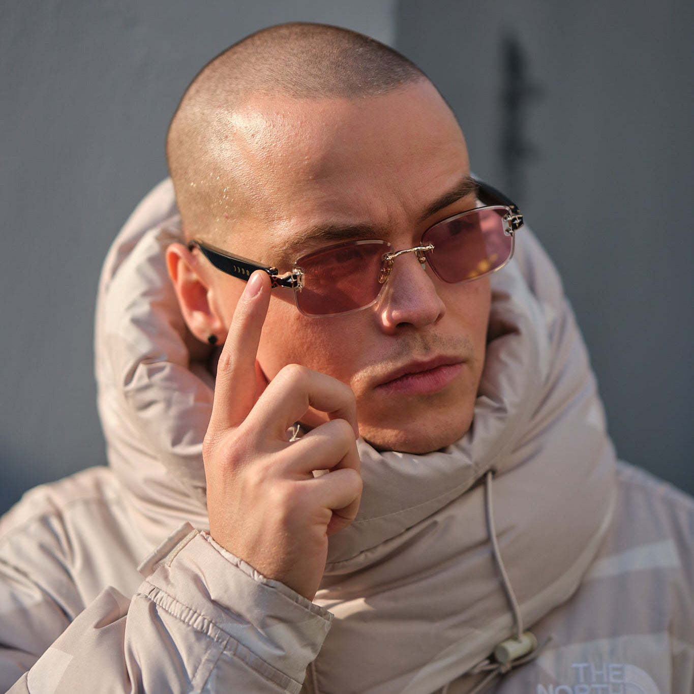 Color-Switching Sunglasses – Prism Lens with Adjustable Tint