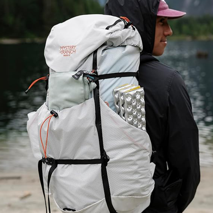 The camping chair cushion features an accordion-style design
