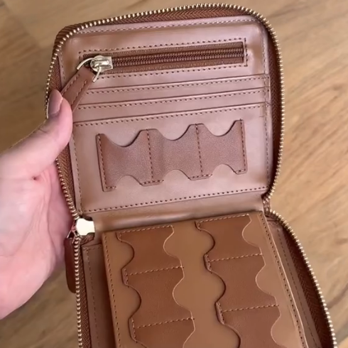 Memory Card Wallet – Holds 12 SD Cards with Zippered Pocket