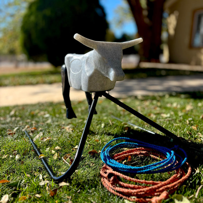 Compact Roping Dummy – Practice Lasso Anywhere