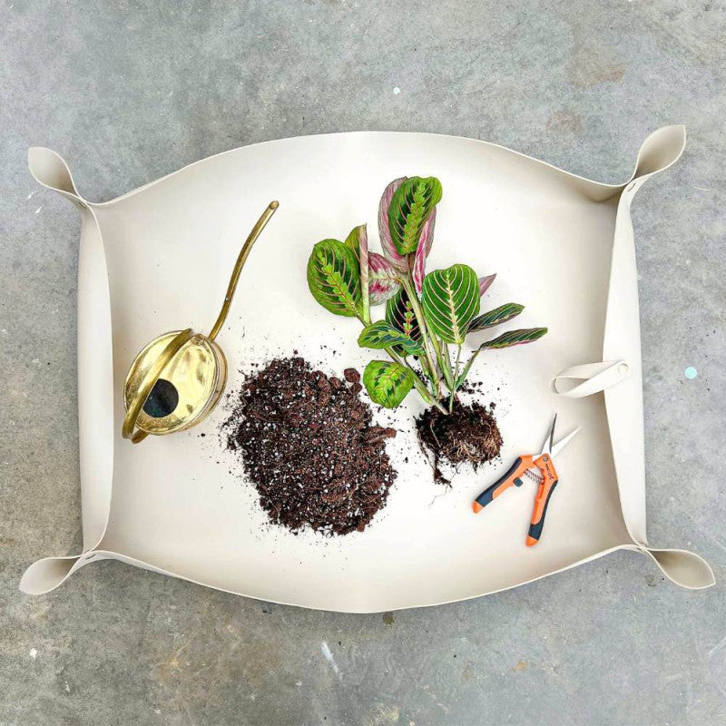 Large Faux Leather Plant Potting Mat – Stylish and Practical Gardening Accessory