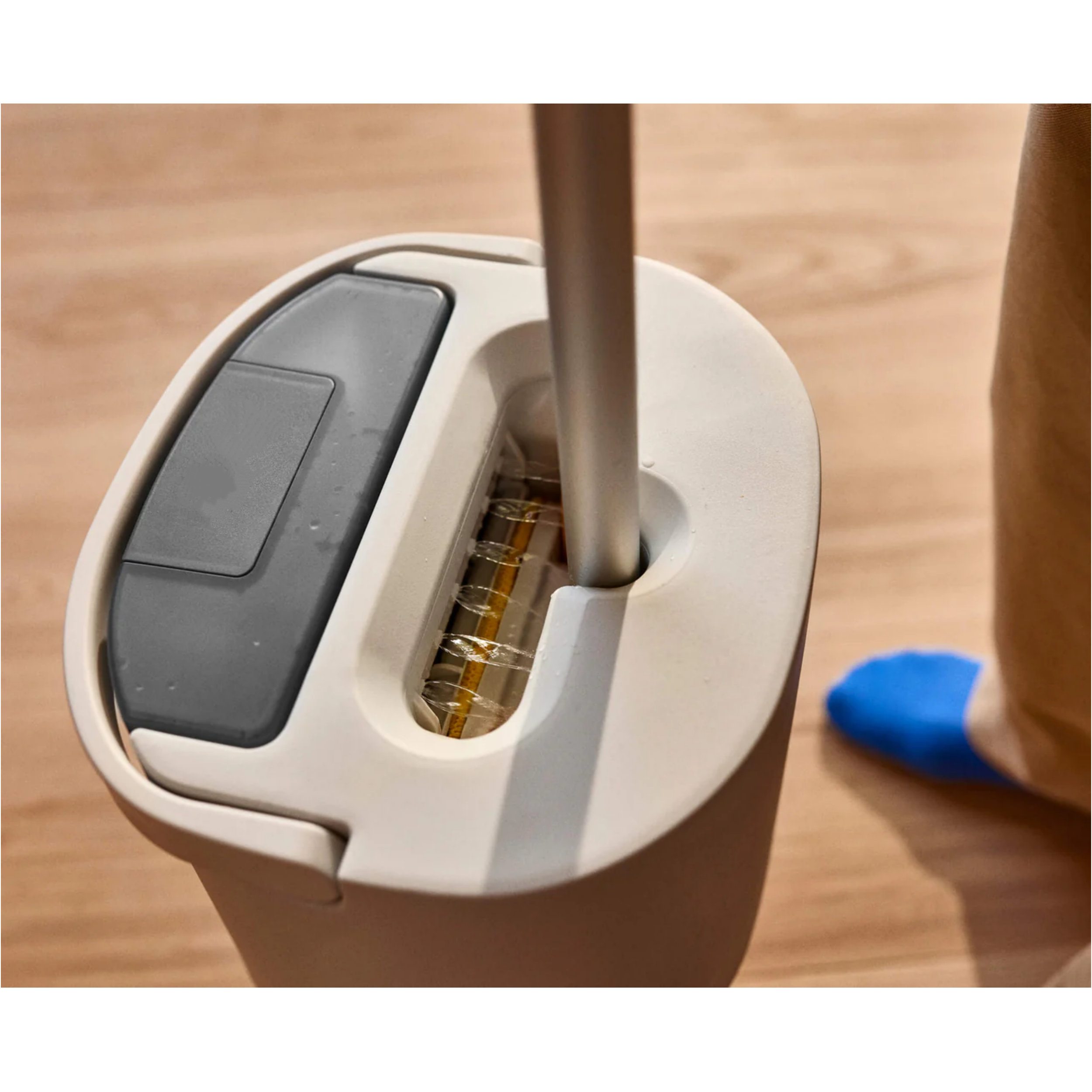 Microfibre Floor Mop Cleaning System – Clean Water/Dirty Water Separation