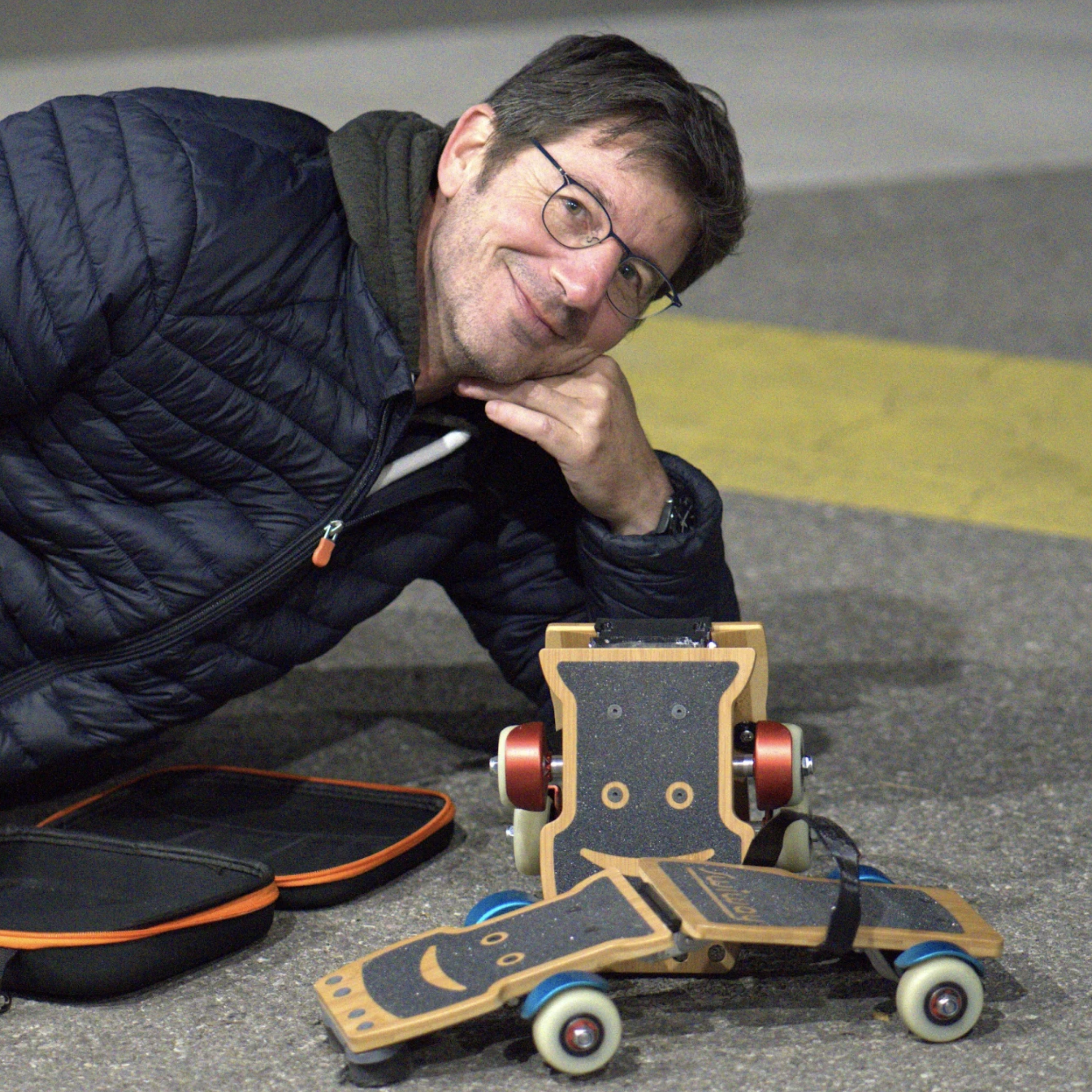 Foldable Mini‑Skate – Low Gravity, No Motor, No Handlebar
