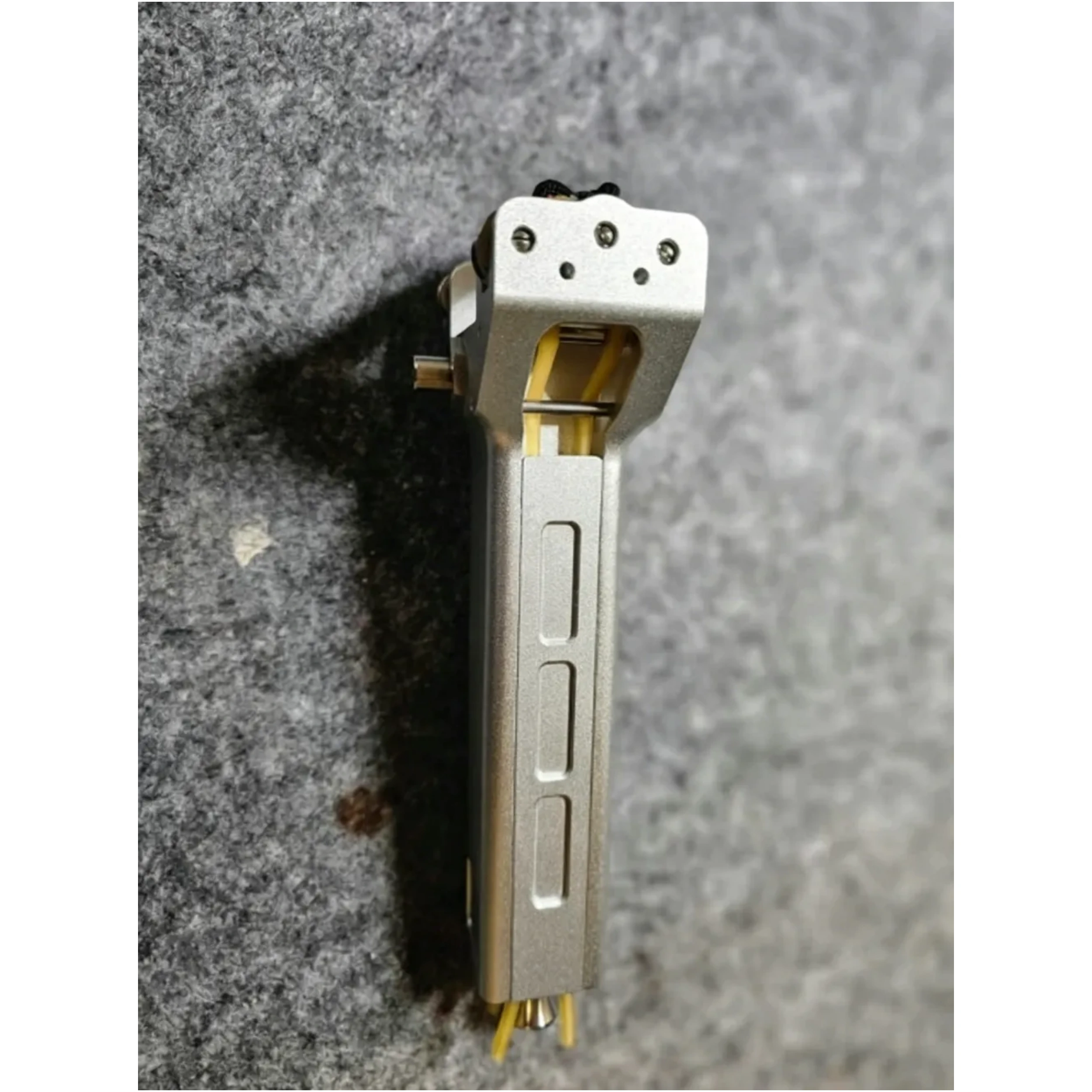 Professional telescopic aluminum alloy slingshot