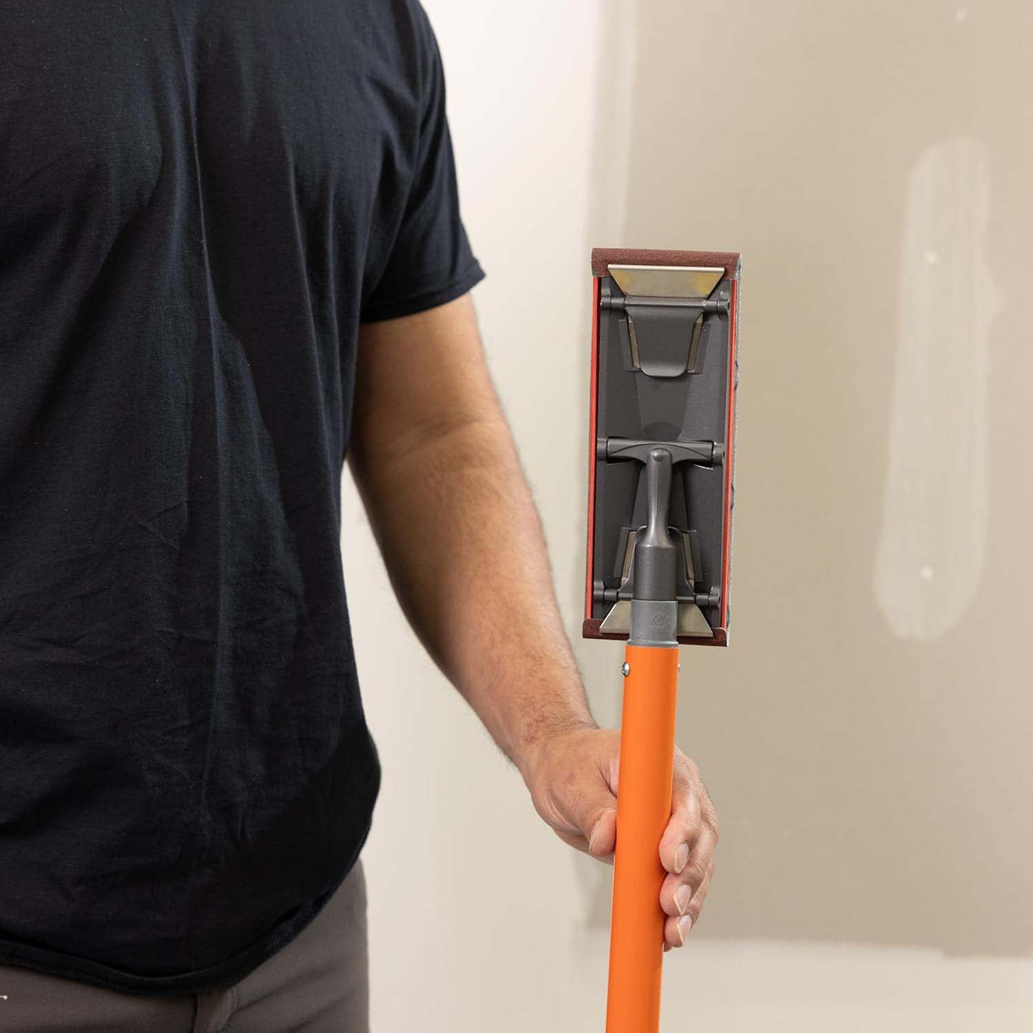Full-circle flexible edge sanding tool