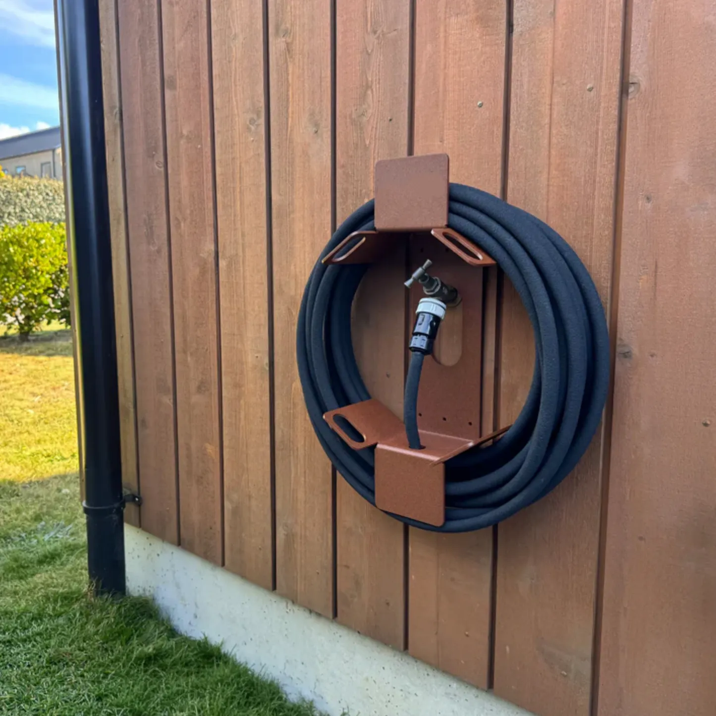 Wall‑Mounted Bracket for Garden Hoses – Marine‑Grade Aluminum Hose Holder 🚿🔧
