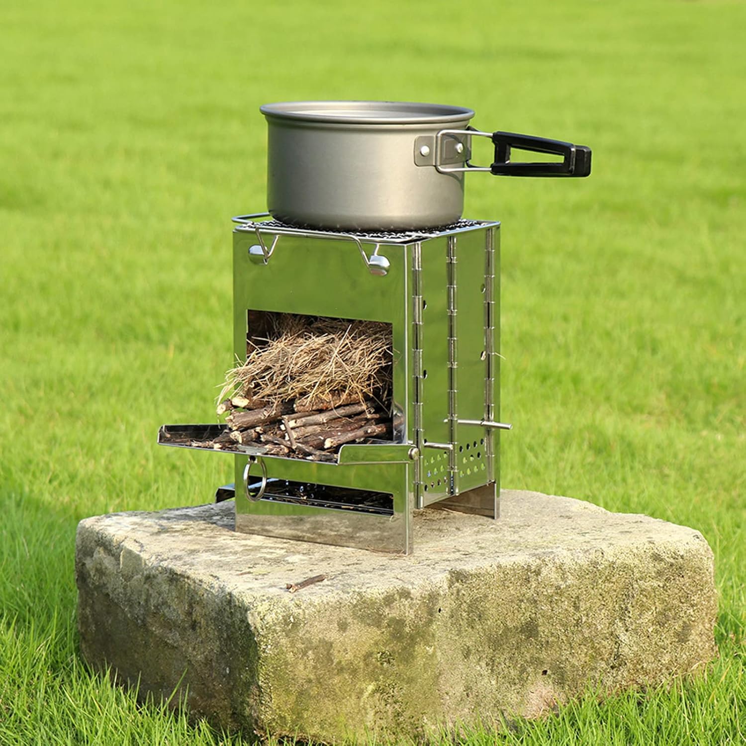 Portable wood-fired stove with grill