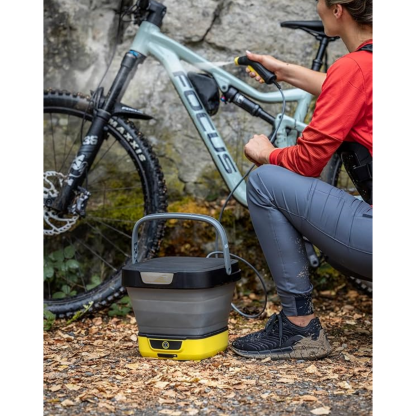 Foldable Battery-Powered Pressure Washer