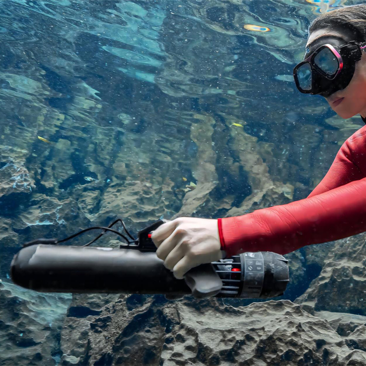 Portable Underwater Thruster with Thumb Control