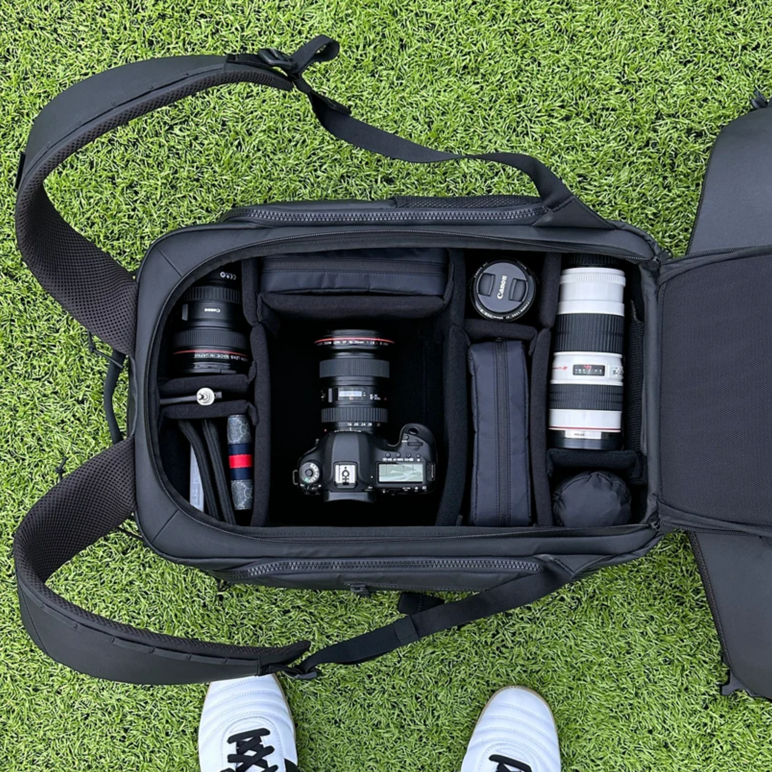 31L Push Button Backpack – Instant Access Camera Backpack with Customizable Dividers