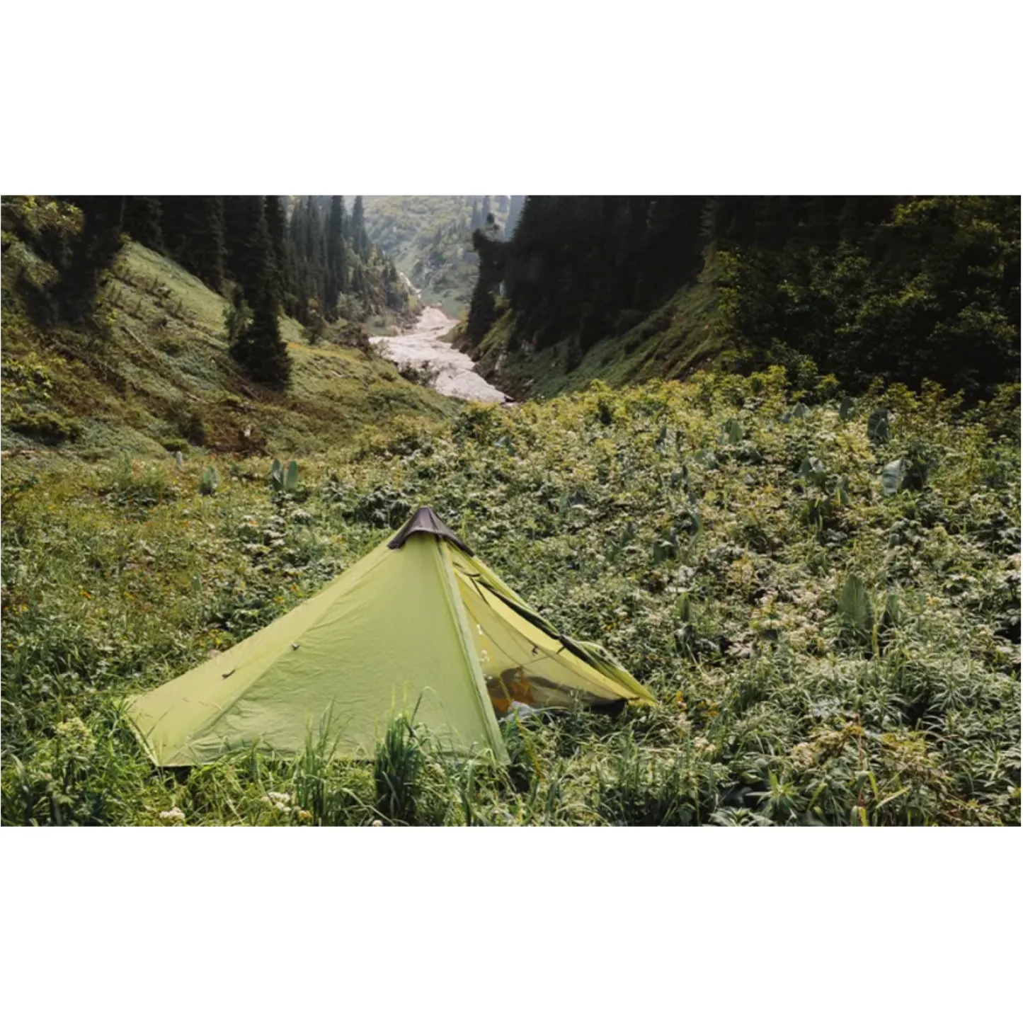 Ultralight 1-Person Tent – 1.08kg, Waterproof, Trekking Pole Supported