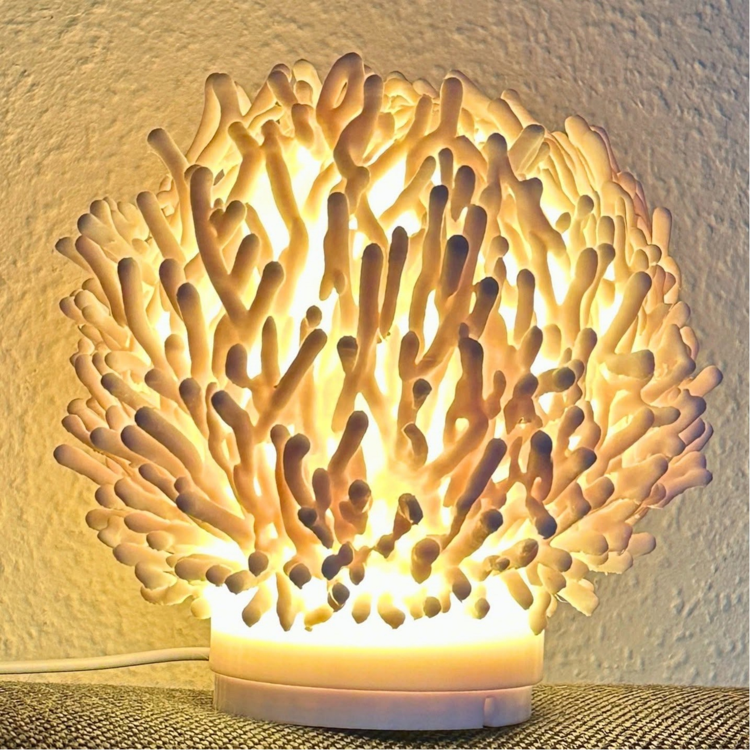 O7 Coral Sculpted Lamp – Sculptural Art Meets Ambient Light