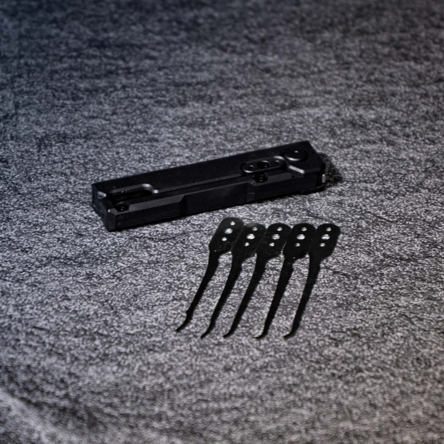 Lock picking tool kit, decompression lock picking tool, portable lock picking hook kit